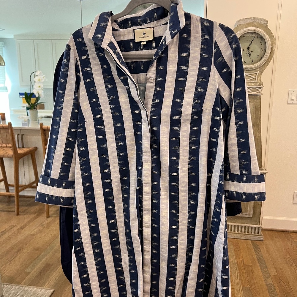 TUCKERNUCK Size Small LIKE NEW DRESS